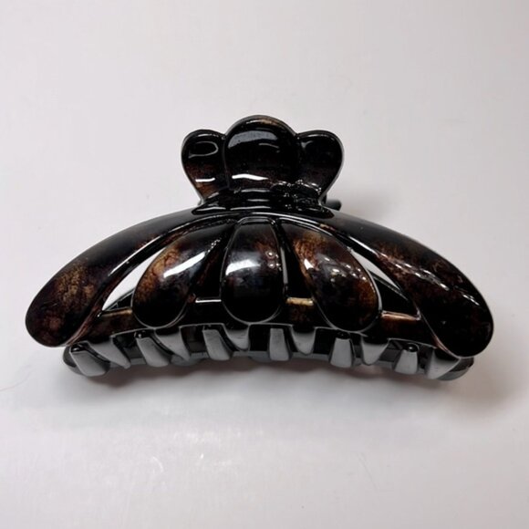 Brown hair clip - Picture 1 of 3